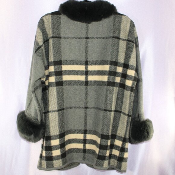 Northern Angel Faux Fur Plaid Coat Gray Black Wrap Jacket NWT - Picture 3 of 6